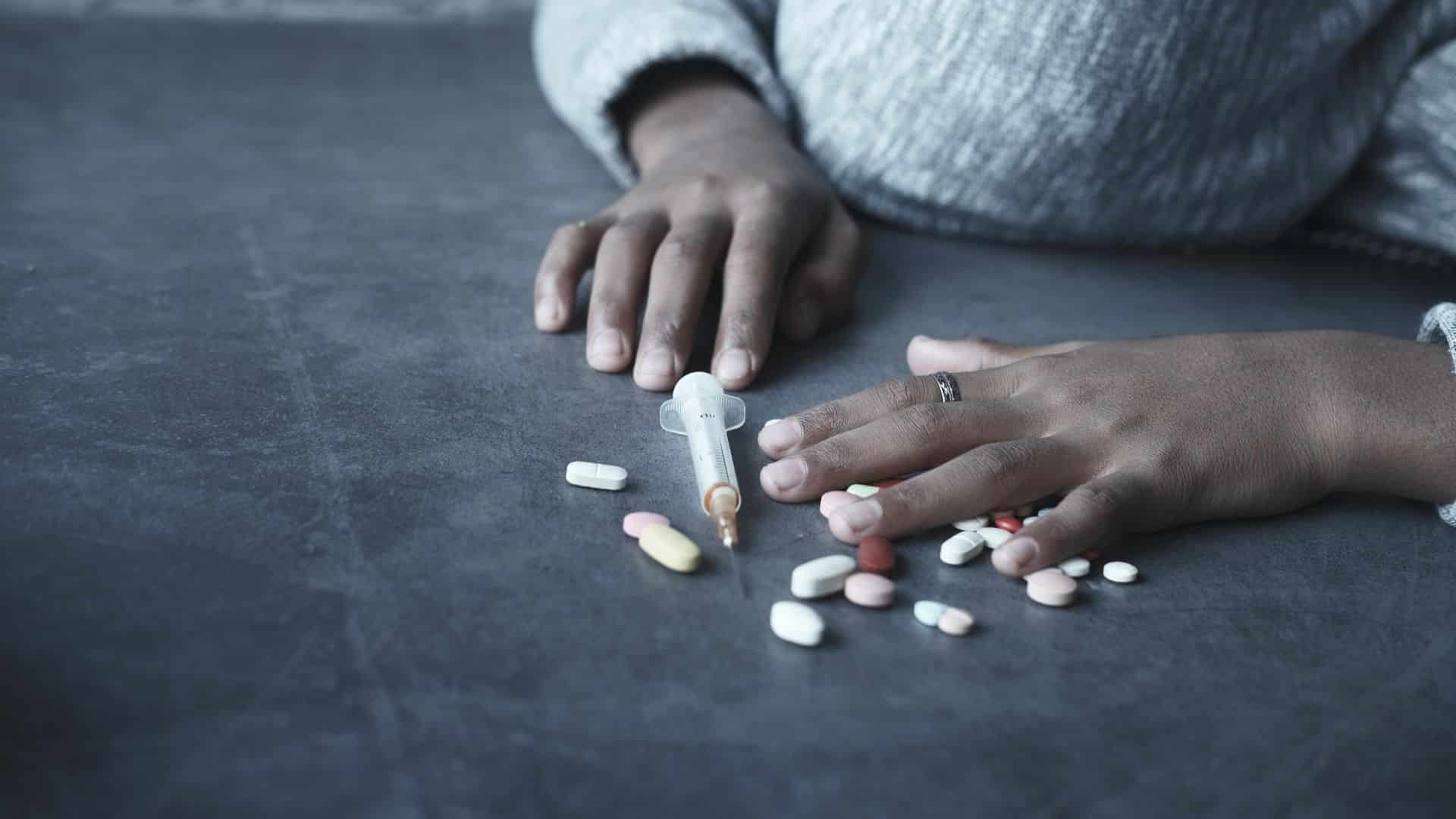Photo Showing that overdose is one side effects of drug use
